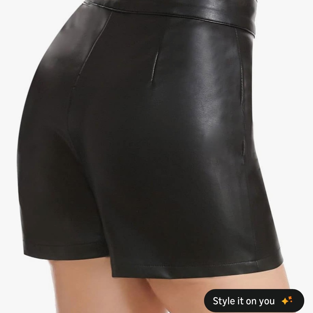 High Waisted Faux Leather Black Shorts Medium - Picture 4 of 9